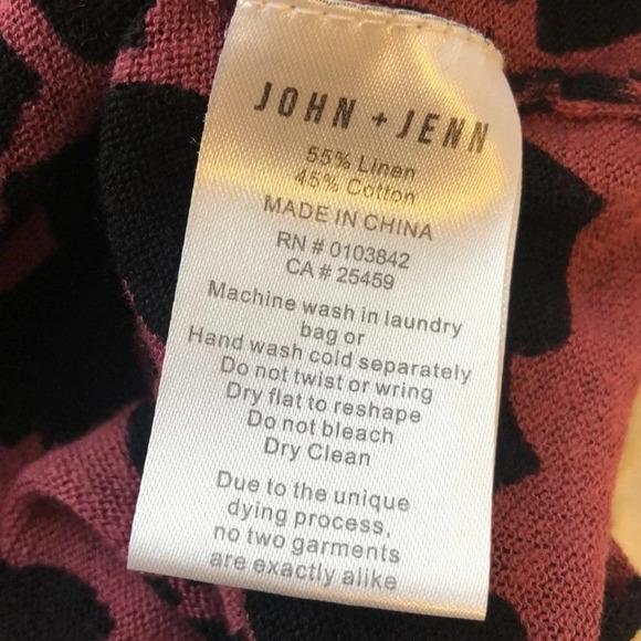 JOHN + JENN Linen Blend Cheetah Animal Print Casual Basic Staple T Shirt - Picture 6 of 7